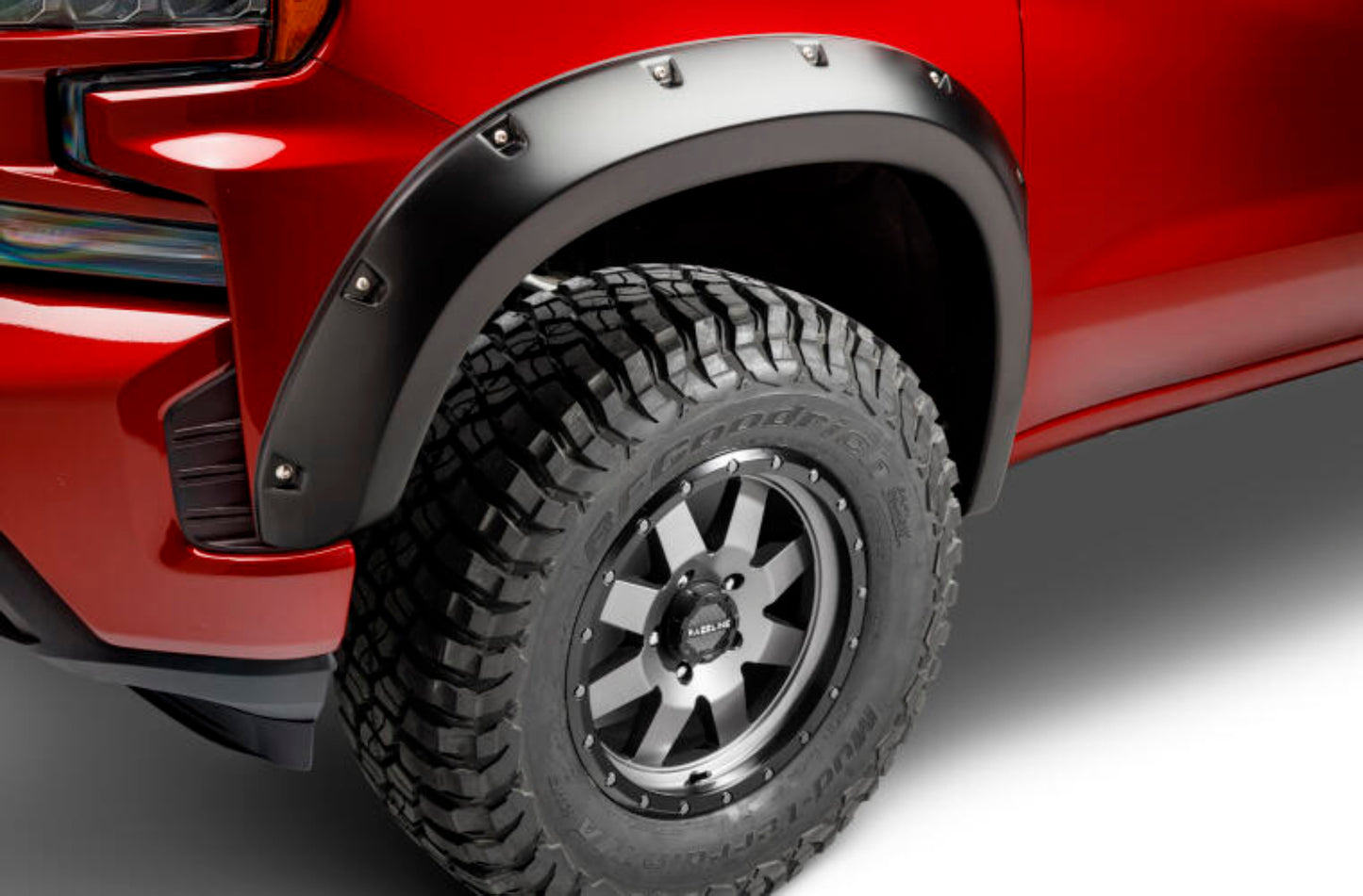 BUSHWACKER 19-   Silverado 1500 Pocket Style Flares BUSHWACKER