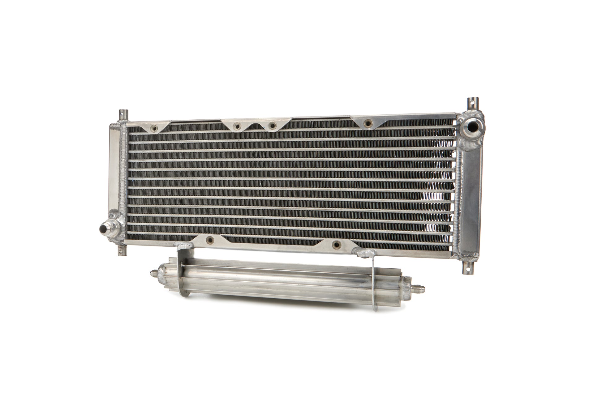 FLUIDYNE PERFORMANCE Oil Cooler Legends -8an Scoop / Brckts FLUIDYNE PERFORMANCE